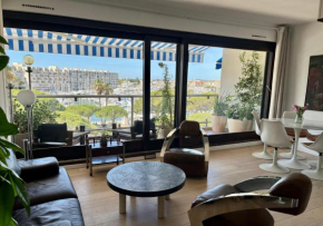T3 vue port 200m de la plage 2 chambres avec garage